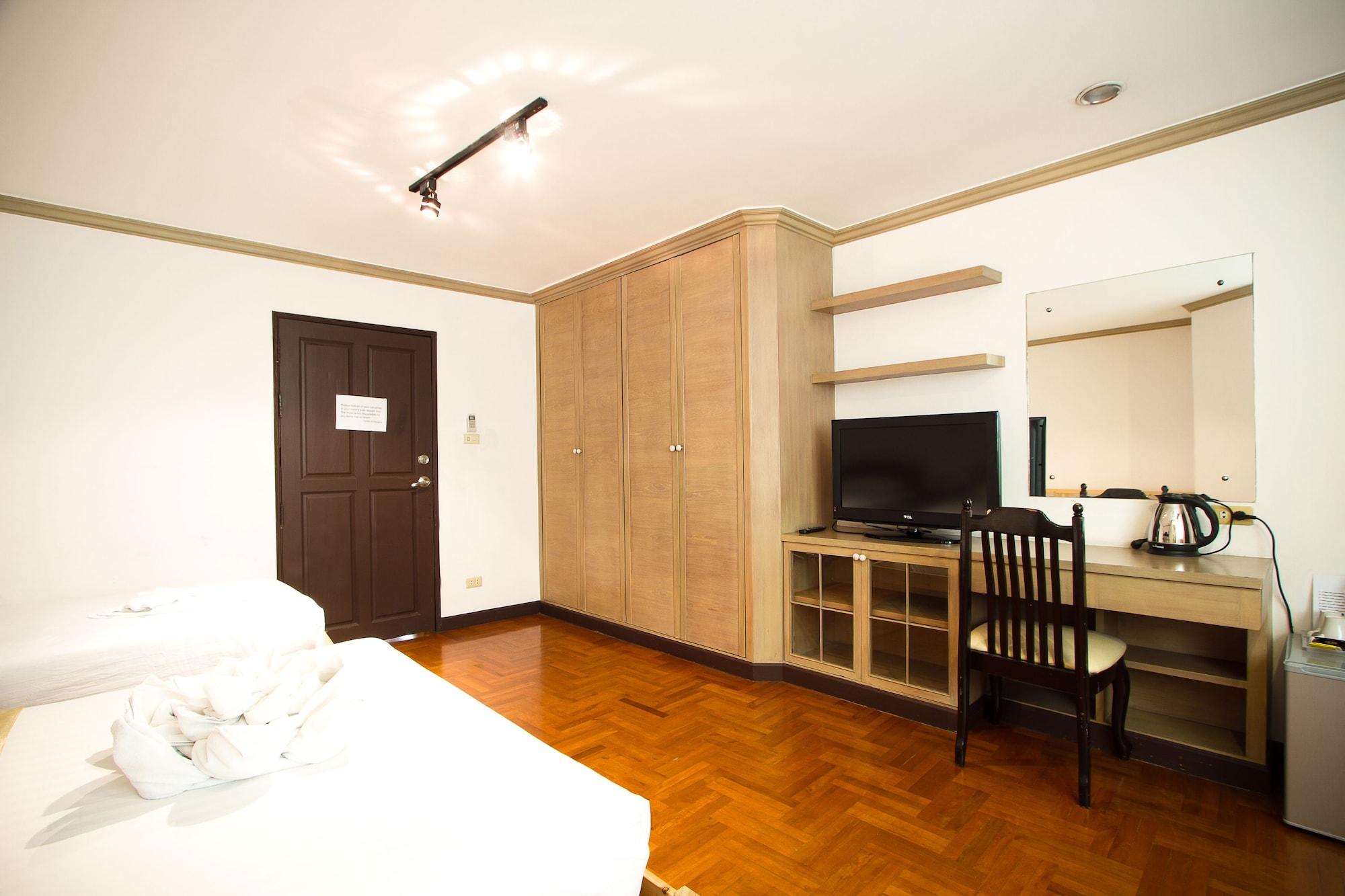 The Xp Bangkok Hotel Exterior photo