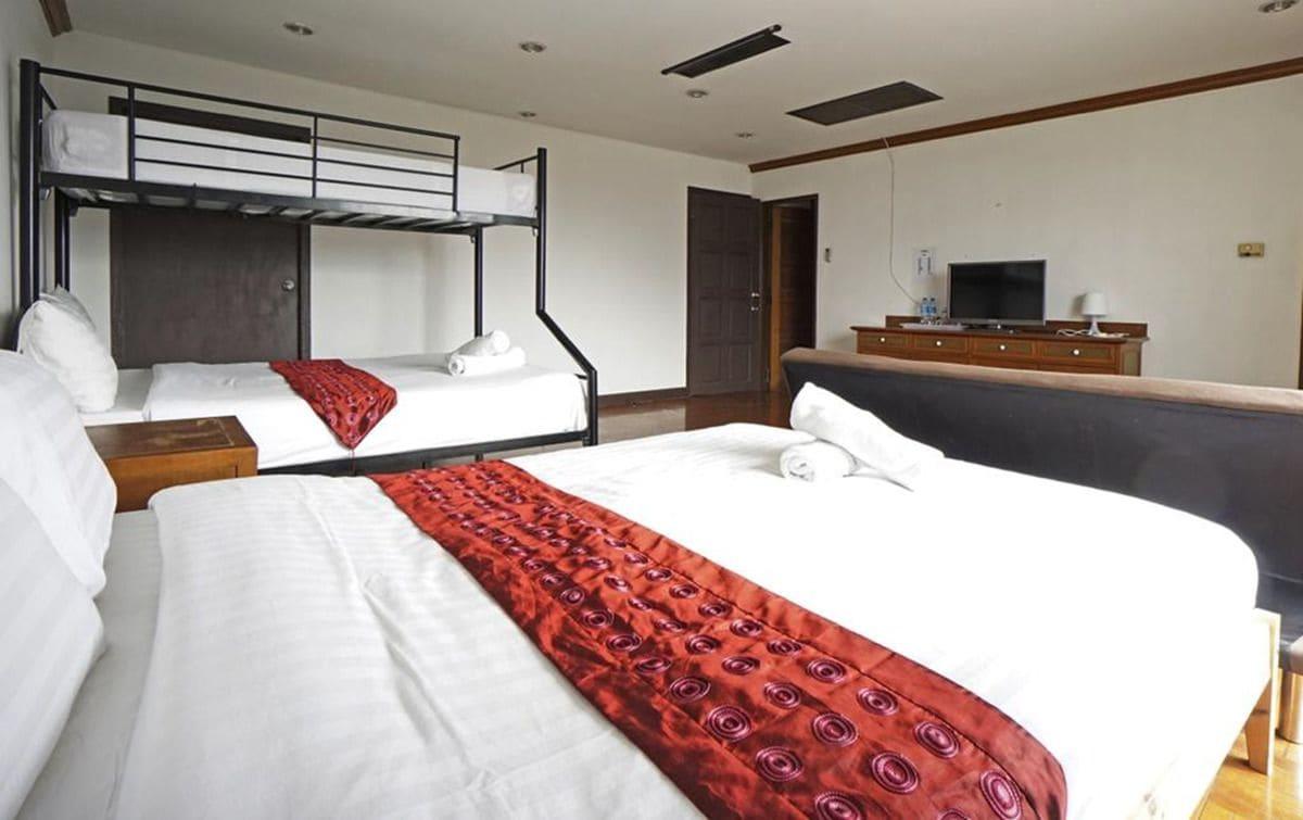 The Xp Bangkok Hotel Exterior photo
