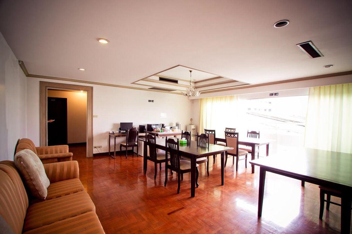 The Xp Bangkok Hotel Exterior photo