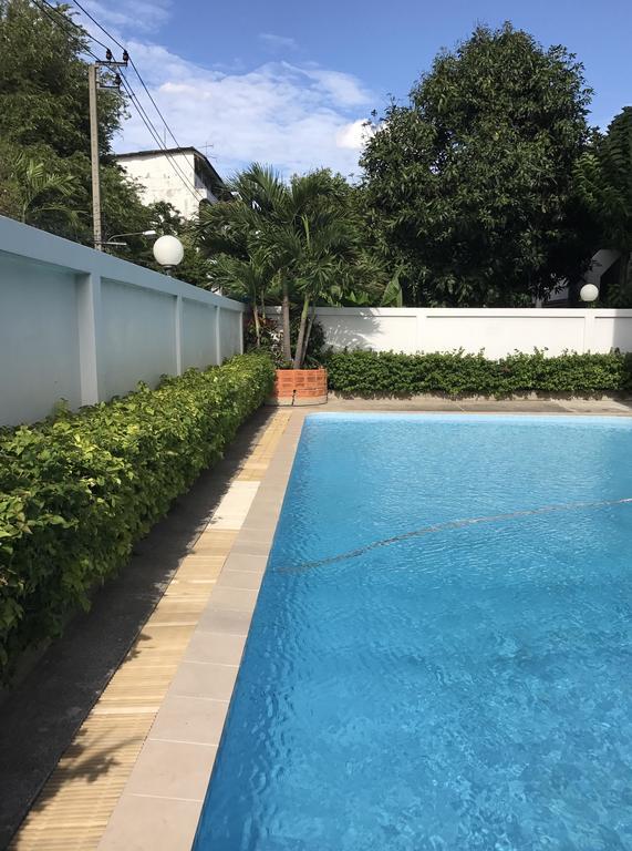 The Xp Bangkok Hotel Exterior photo